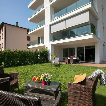 Rebecca Garden - Happy *