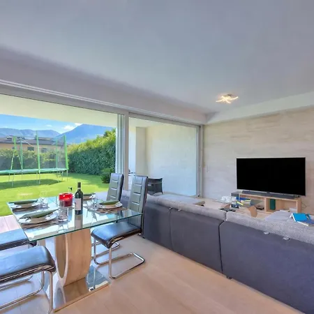 Rebecca Garden With Terrace In Paradiso - Happy Rentals Apartment *