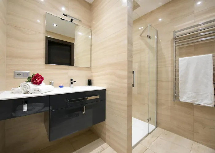 Apartment Rebecca Garden - Happy